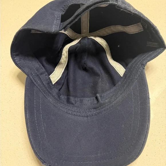 Ford Distressed SnapBack Hat NWOT - Picture 3 of 3